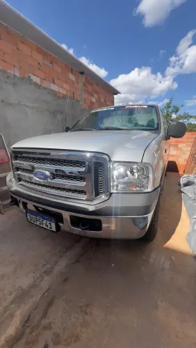 Ford F-250 XLT 3.9 4X2 Diesel TB 2007