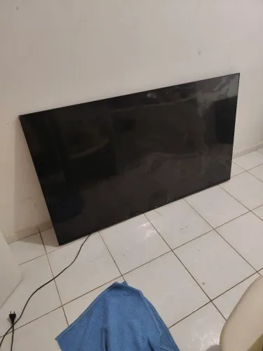 Tv TCL 60 polegadas liga mais sem imagem 