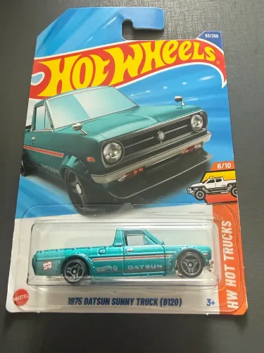 Hot Wheels 1975 Datsun Sunny Truck (B120) 