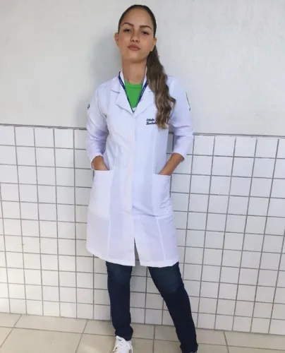 Jalecos, conjuntos cirúrgico, camisas gola polo...
