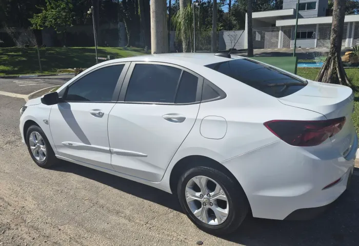 Chevrolet Onix Plus LT 1.0 12V TB Flex Mec. 4P 2024
