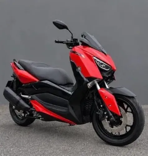 X max 2024 yahama
