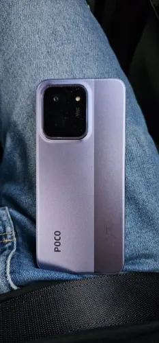 Vendo celular C85 poco 256 GB caixa tudo certinho poucos dias de uso