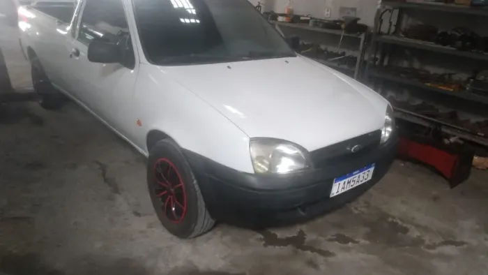 Ford Courier 1.6 L/ 1.6 Flex 2011