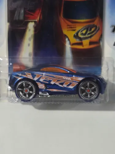 DRIFT TECH - Hot Wheels Acceleracers 1:64 LACRADO 