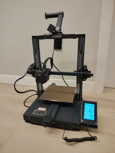 Elegoo Neptune 3 Pro - menos de 100 horas de uso