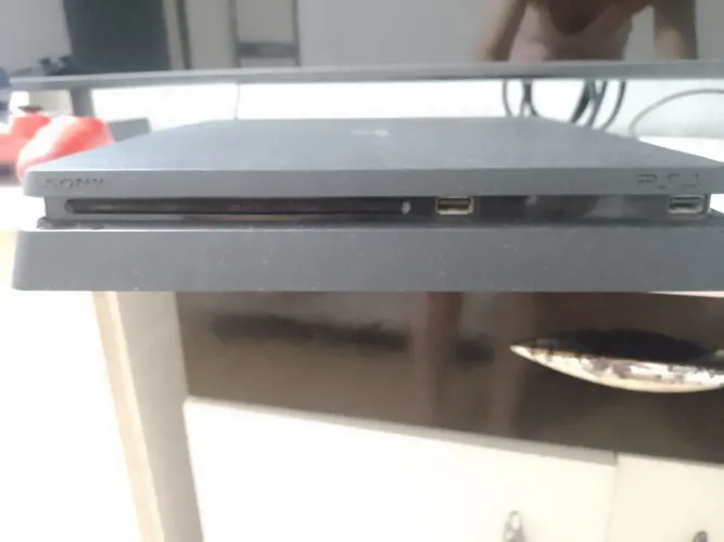 Vendo Playstation 4 em ótimas condições