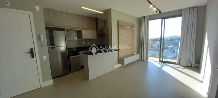 Apartamento com 2 suítes, 1 vaga e hobbybox - Córrego Grande - Florianópolis - SC