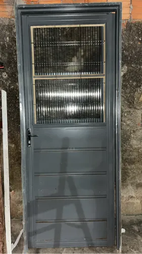 PORTA USADA 80cm C/PORTAL