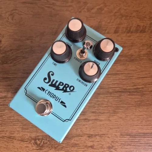 Pedal Guitarra Chorus Supro Analog Stereo