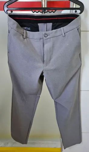 [VAN HEUSEN] Calça alfaiataria cinza slim