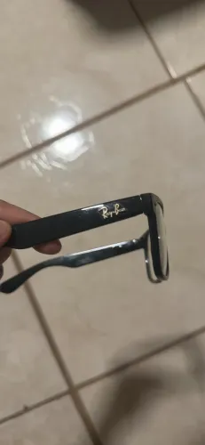 Armação estilo Rayban
