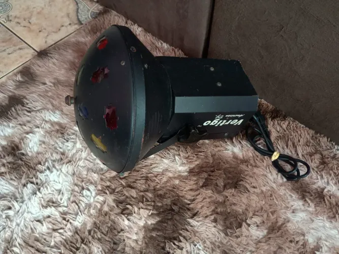 Equipamento para iluminação vertigo pra Dj's e eventos afins 