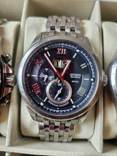 Relogio Citizen Eco-Drive Calendário Perpétuo Big Date WR100 Titanium Aço Original