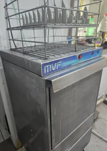 Lava louças industrial MVF LC stander 