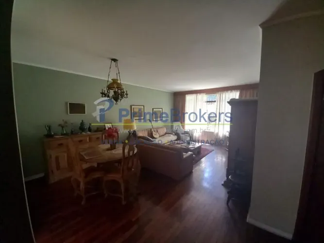 Casa à venda e locação 300 m2 a.u - 465 m2 a.t - 4 quartos sendo 1 suíte - 6 vagas - Jabaq