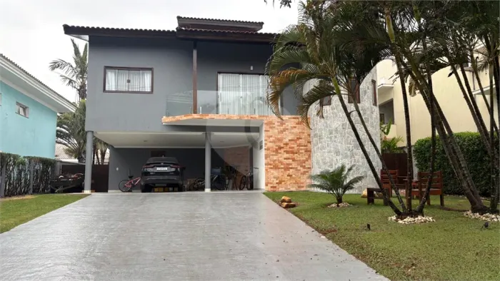 Casa à venda ou para alugar com 4 quartos, sendo 2 suítes, no condomínio Vivendas do Lago,