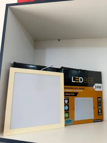 Plafon De Sobrepor Quadrado 24W 6500K Luz Branca - Ledbee