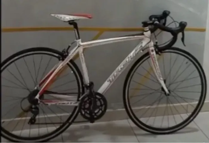 Trotz Carbono Tamanho 52 Peso 9,1 kg