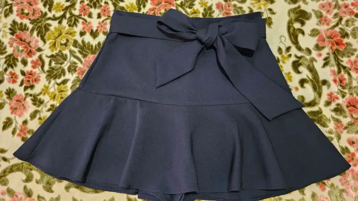 Saia zara/shorts preta P/m