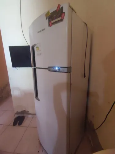 Geladeira Brastemp Frost Free Duplex 352 L Funcionando perfeitamente 