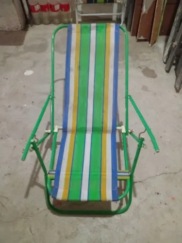 Cadeira de praia tipo espreguiçadeira