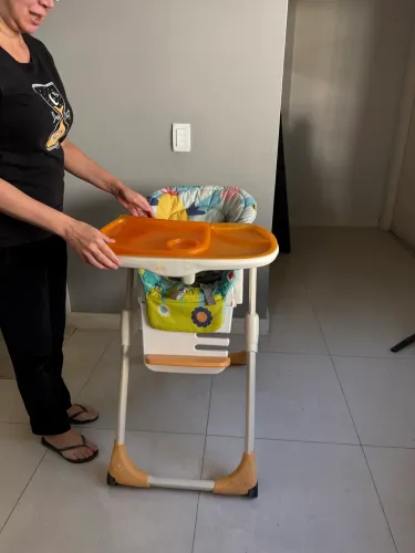 Cadeira alimentação + Assento elevação 