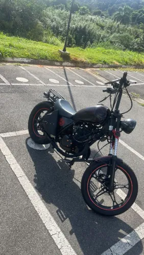 Suzuki 125 Bobber