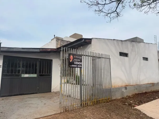 Casa térrea com 02 quartos no Cancelli