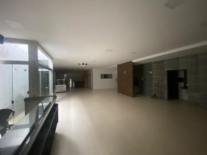 Sala Comercial - Loja no Setor Garavelo para Aluguel / Locação no Setor Garavelo em Aparec