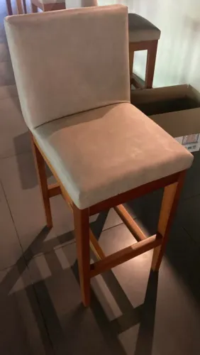 Banqueta Alta Estofada
