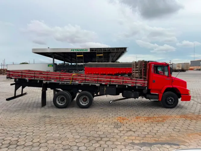 Vendo caminhão 16-20