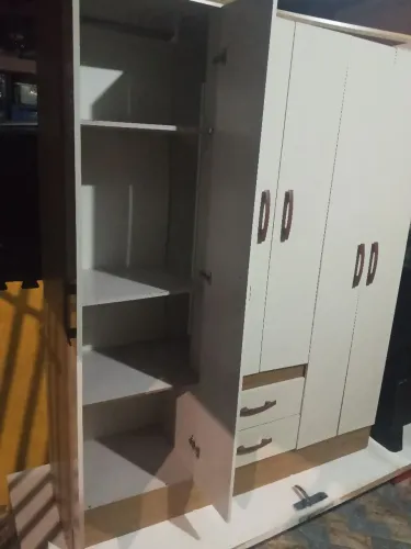 Guarda roupa solteiro