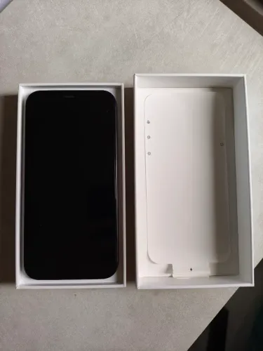 iPhone 12 256gb Preto
