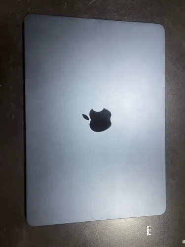 Display MacBook Air M3 midnight sem defeito