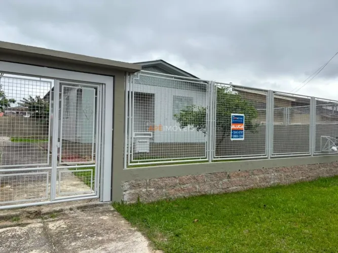 Casa Padrão para Alugar no Jardim Angélica, Criciúma