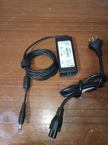 Fonte Notebook Samsung ORIGINAL 