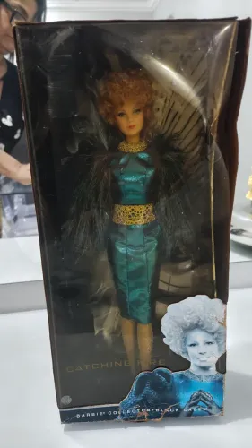  Boneca Barbie  Effie Trinket de Jogos Vorazes: Em Chamas,