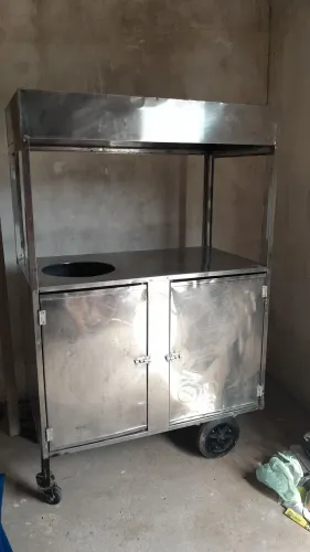 Vendo esse carrinho de lanche