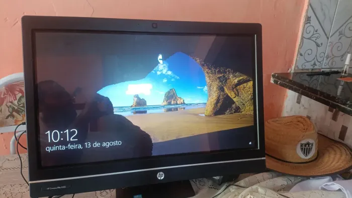 Vendo esse PC al in one da marca hq em ótimas condições