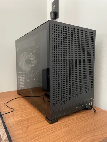 Gabinete Jonsbo d32 Pro