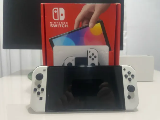 NINTENDO SWITCH OLED
