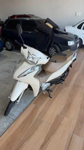 Honda biz 125 2023 9.000km 
