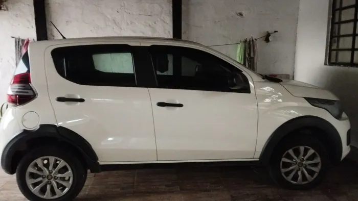 Fiat Mobi Like 1.0 Fire Flex 5P. 2021