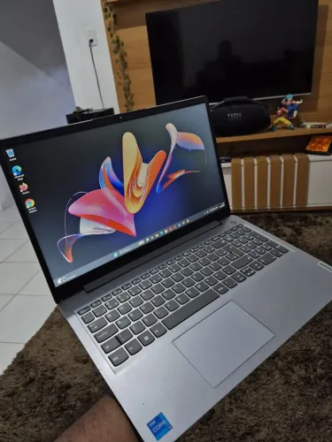 Lenovo ideapad 3i Gen 6 (i5 11th)