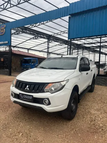 Mitsubishi L200 Triton Sport GLS 2.4 CD Diesel Aut. 2021