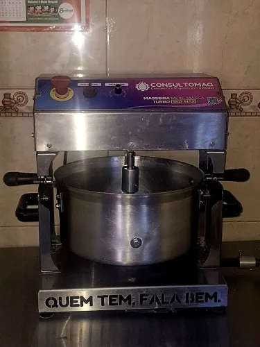 Masseira Mexe Massa Turbo 5kg 220v