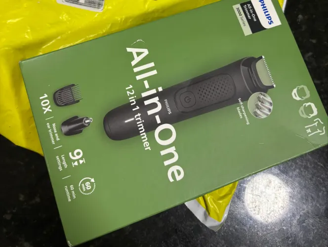 Philips Aparador e Barbeador Elétrico All-in-One Série 3000 12 e 1