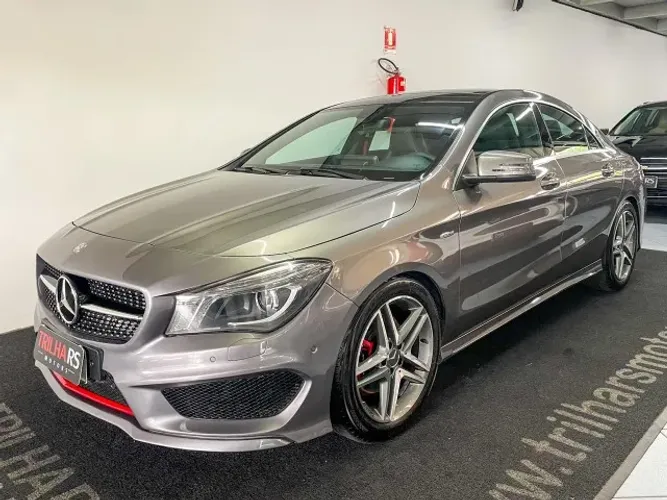 Mercedes-Benz CLA-250 Sport 4matic 2.0 16V 211cv Aut. 2015