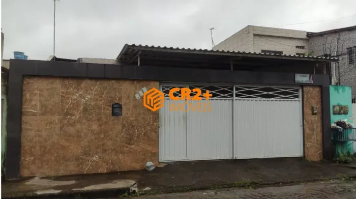 Excelente Casa à Venda em San Martin com Estrutura para 1º Andar